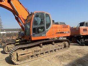 รถขุดมือสอง DOOSAN DX300LC-9 ขนาด 30 ตัน ราคาถูก ใช้งานง่าย ขายอุปกรณ์หนัก - Product Image 4