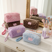 Trousse de Maquillage Léopard pour Femme avec Fermeture Éclair, Poignée Souple, Légère et Pliable - Grande Capacité, Sac Cosmétique de Voyage