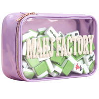 Étui de présentation transparent pour jeu de Mahjong avec fermeture éclair dorée et breloque personnalisée en perle lettre, idéal pour ranger les tuiles