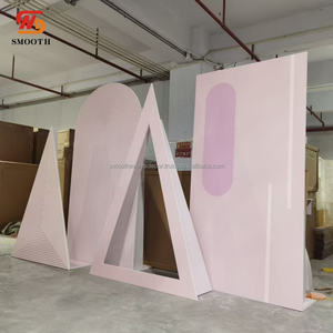 Toile de fond de fête de bébé en PVC acrylique rose moderne personnalisée élégante et lisse pour les événements de fête d'anniversaire - Product Image 6