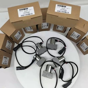 Excavator PC200 PC200-7 Hydraulic Solenoid Valve 702-21-57400 - Product Image 4
