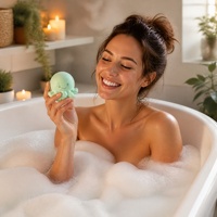 Bombe de bain effervescente en forme de pieuvre mignonne, boule de bain aux raisins, relaxante, hydratante, pour spa, lot de 6 pièces, vente en gros, personnalisable OEM ODM, 100g