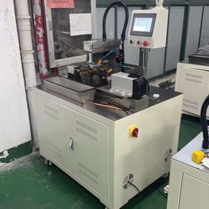 Machine de dégazage primaire pour l'assemblage de tubes thermiques - Product Image 2