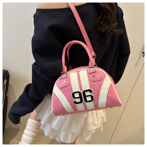 <span class=keywords><strong>Sac</strong></span> <span class=keywords><strong>de</strong></span> golf Boston en PU personnalisé <span class=keywords><strong>de</strong></span> haute qualité <span class=keywords><strong>avec</strong></span> fermeture éclair, doublure en polyester, style féminin tendance pour le voyage <span class=keywords><strong>de</strong></span> golf, directement <span class=keywords><strong>de</strong></span> l'usine - Product Image 6