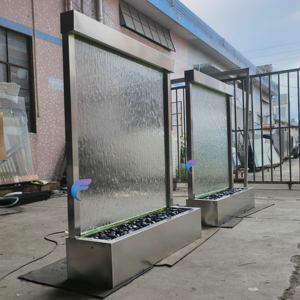 Cascada de agua personalizada para jardín, de acero inoxidable, con base de suelo y cascada de vidrio. - Product Image 2