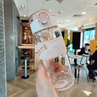 Bouteille d'eau sport pour enfants, 750 ml, écologique, durable, réutilisable, en plastique transparent, pratique, pour la gym et le fitness, vente en gros