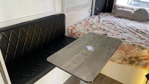 2025 Kinlife hybride tout-terrain petite voiture <span class=keywords><strong>de</strong></span> tourisme avec <span class=keywords><strong>salle</strong></span> <span class=keywords><strong>de</strong></span> <span class=keywords><strong>bain</strong></span> indépendante caravane pour <span class=keywords><strong>camping</strong></span> et voyage à vendre - Product Image 4