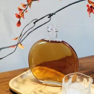 Logo personnalisé 250ML 500ML Bouteilles en verre vides rondes et plates pour whisky blanc spiritueux fruits vin tequila et brandy - Product Image 6