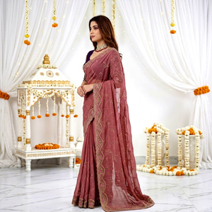 Sari de Seda Rosa Elegante de AARA Fashion con Bordado Dorado y Borde Floral, Protección Solar para Bodas y Ocasiones Especiales, Ropa Tradicional para Mujer - Product Image 1