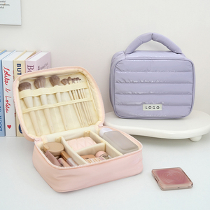 2025 organizador de cosméticos impermeable bolsa de aseo colgante maquillaje transparente estuche para el cuidado de la piel para Hotel de lujo y <span class=keywords><strong>cabina</strong></span> de avión Essentials - Product Image 1