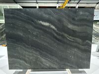 Dalle de marbre à grain de bois ancien, marbre noir poli de la Forêt-Noire pour la décoration de murs, sols et comptoirs de villas