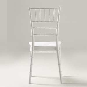 Fabrika Fiyatlı Otel Akrilik Tiffany Chivari Sandalyeleri Plastik Parti Düğün Sandalyesi Etkinlikler Düğün Partisi İçin - Product Image 4