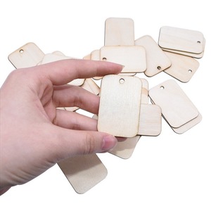 100 pièces inachevé naturel rustique rectangulaire Balsa copeaux de bois creux bricolage conseil avec trous pour suspendre des projets d'artisanat décoratif - Product Image 5