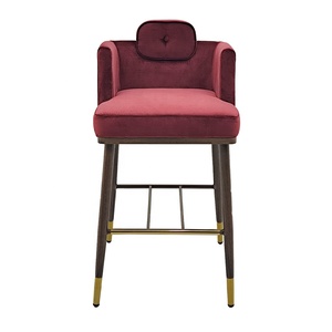Tabouret <span class=keywords><strong>de</strong></span> <span class=keywords><strong>bar</strong></span> <span class=keywords><strong>de</strong></span> luxe <span class=keywords><strong>en</strong></span> velours bordeaux <span class=keywords><strong>avec</strong></span> accoudoirs et dossier, <span class=keywords><strong>chaise</strong></span> haute moderne pour îlot <span class=keywords><strong>de</strong></span> cuisine, comptoir <span class=keywords><strong>de</strong></span> <span class=keywords><strong>bar</strong></span> et restaurant - Product Image 2