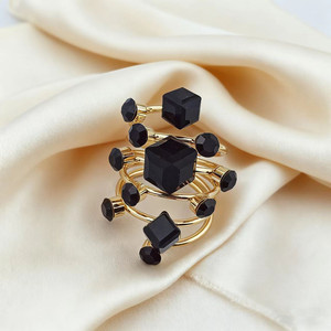 Ladies Hijab Scarf Buckle Pearl Geometry Hijab Scarf Accessories Spring Shape Silk Scarf <b>Ring</b> <b>Clip</b> Buckle <b>Ring</b> - Product Image 3