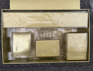 Cartes à collectionner Pokemond, boîte scellée, version japonaise originale PTCG, <span class=keywords><strong>coffret</strong></span> cadeau Pikachu doré 25e anniversaire, objet de collection - Product Image 4