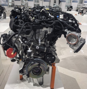 Двигатель в сборе B48B20A/B 4*4/4*2 2.0L, оригинальный заводской, высококачественный, абсолютно новый, для BMW F22/F44/G42 G20/G21 F48/F39/G01 - Product Image 4