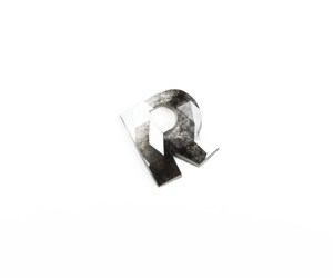 Anillo con Colgante en Forma de R con Diamante Cultivado en Laboratorio de Color Sal y Pimienta de 1.44 CT, 9.5x8.4mm, Certificado IGI - Product Image 2