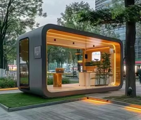 Cabane Apple préfabriquée moderne et élégante, maison capsule modulaire résistante au vent et à l'eau avec intérieur complet pour hôtel et glamping
