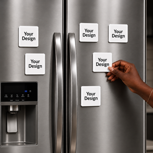 Imán Acrílico para Refrigerador con Forma de Letra Cortada con Láser, Personalizado de Fábrica, para Nombres, Talleres de Manualidades y Tiendas de Regalos - Product Image 1