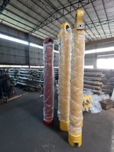 Cilindro Idraulico Benna Braccio per Komatsu PC25-1, PC220, PC220-7, PC300-7, PC300-8, PC300-8MO, PC360-10, PC360LC-10, PC400LC-7, PC200-8 - Product Image 6