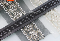 Ruban de dentelle brillant fait main de 2 cm de large avec perles, sequins et tulle pour col de vêtement