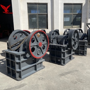 Diesel Máy Nghiền Hàm Khai Thác Mỏ Di Động Mini <span class=keywords><strong>Rock</strong></span> Máy Nghiền Hàm Máy Với Rung Màn Hình - Product Image 4