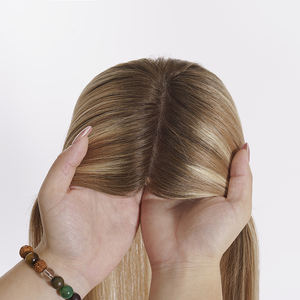 Prêt à expédier YF-2413 T4/8/60 Cheveux humains vierges russes européens de haute qualité 100% invisibles Base en soie 5x5 Closure Topper - Product Image 2