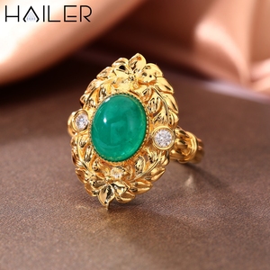 Anillo Clásico Unisex de Plata 925 con Bisel de Cabujón y Parte Trasera Plana, con Esmeralda Verde Colombiana Hidrotermal Creada en Laboratorio - Product Image 4