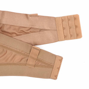 บราไร้สาย Solf ชุดชั้นในประจำวัน บราไซส์ใหญ่พิเศษ ขนาดพอดีตัว ครอบคลุมเต็มที่ ไซส์ควีน 1/2 คัพ ปีกซิลิโคนกันลื่น ติดหลังด้วยตะขอ บราแบบติดกาว ครึ่งคัพ - Product Image 4