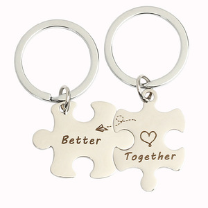 Love Lock avec des chaînes que vous tenez à My & Forever Couple Love <span class=keywords><strong>Key</strong></span> Locks Lover Gifts Heart Keychain - Product Image 3