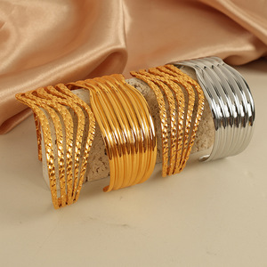 Geometric Design Open <b>Bangle</b> Titanium Steel Wave Shaped Jewelry Unisex Fashion <b>Bracelet</b> - Product Image 3