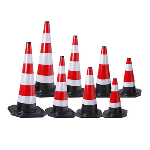Cônes de signalisation réfléchissants à 360 degrés pour travaux routiers, barrières d'avertissement, piquets d'isolation, indice de protection IP65 - Product Image 1