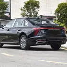 Faw Hongqi H5 새로운 SUV 터보 엔진 가스/가솔린 연료 차량 우수한 성능 자동 변속기 R17 타이어 가죽 시트 왼쪽