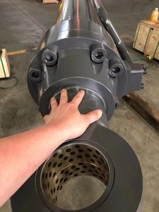 Cilindro 14790313 Adatto per <span class=keywords><strong>Volvo</strong></span> EC750E, Cilindro del Braccio, del <span class=keywords><strong>Boom</strong></span> e della Benna per Mini Escavatore - Product Image 3