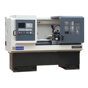 Torno CNC Jiahu JH CK6132 con 8 estaciones de herramientas, longitud de mecanizado de 200 mm, máquina de torneado de precisión para trabajo medio. - Product Image 2