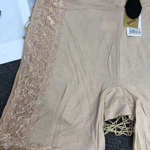 Pantaloncini donna all'ingrosso con lifting a vita alta senza cuciture pantaloni corti di sicurezza in seta di ghiaccio per sotto i vestiti - Product Image 3