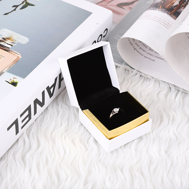White 5*5*3cm