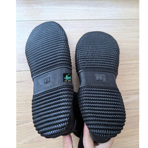 <span class=keywords><strong>Botas</strong></span> <span class=keywords><strong>de</strong></span> Neopreno Antideslizantes Sinodiving para Buceo, Snorkel, Voleibol <span class=keywords><strong>de</strong></span> Playa, Fútbol <span class=keywords><strong>de</strong></span> Arena, Calcetines Acuáticos - Product Image 5