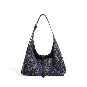 Nhà Máy Tùy Chỉnh Thời Trang Retro Phụ Nữ Túi Xách Cổ Điển Công Suất Lớn Tote Túi Thiết Kế Vải Phụ Nữ Vai Túi - Product Image 1