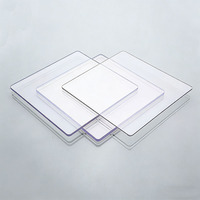 Panneau en polycarbonate ignifuge résistant aux UV pour façades de bâtiments et signalétique