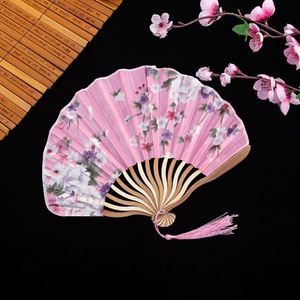 Éventail en tissu de bambou OEM en gros, sculpté et peint, style DIY pour Noël, Nouvel An, Halloween, Nouvel An Chinois, en vente - Product Image 5