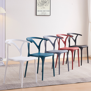 EaseNeat Design moderne Simple loisirs peut empiler des chaises en plastique de couleur pour salon salle à manger Table - Product Image 1