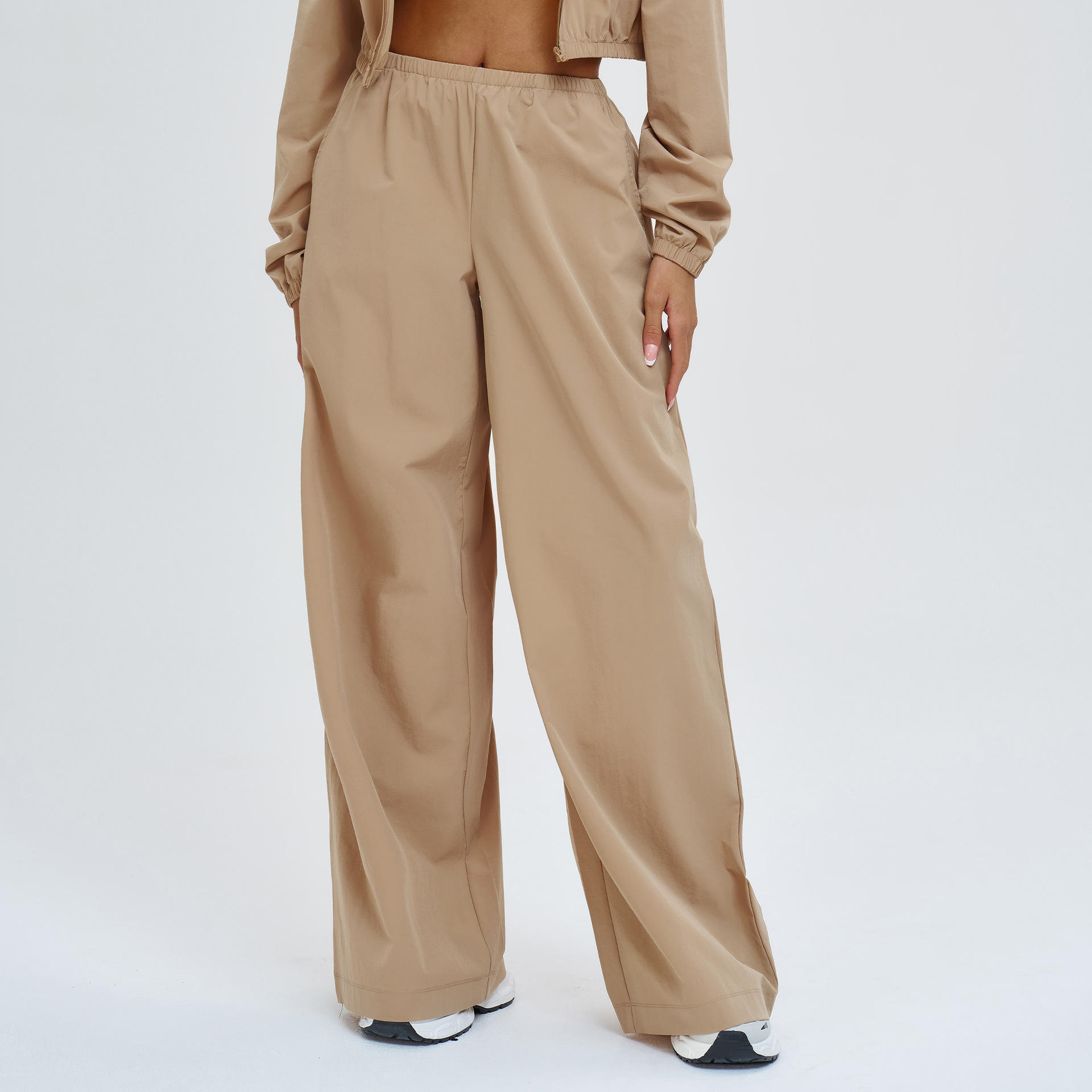 กางเกงสีน้ำตาลลาเต้