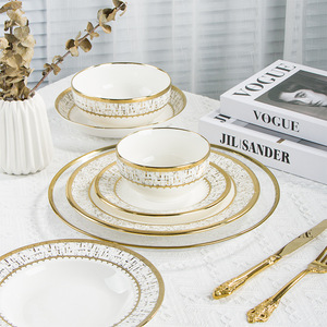 Service <span class=keywords><strong>de</strong></span> table en porcelaine sculptée à la main, style nordique créatif, bord doré, <span class=keywords><strong>8</strong></span>/10 pouces, 100 pièces pour mariage - Product Image 2