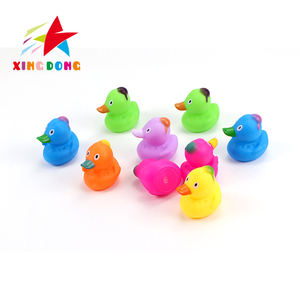 2024 Venta caliente logotipo personalizado amarillo lindo pato carrera de natación flotante ponderado PVC pato juguete promocional negocios regalos Juguetes - Product Image 4