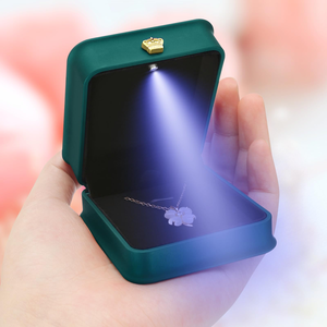 Crown Slim Waist LED Light Spray Paint Bead Treasure <b>Box</b> Necklace Pendant Bracelet <b>Ring</b> <b>Box</b> Velvet Packaging <b>Box</b> Wholesale - Product Image 2