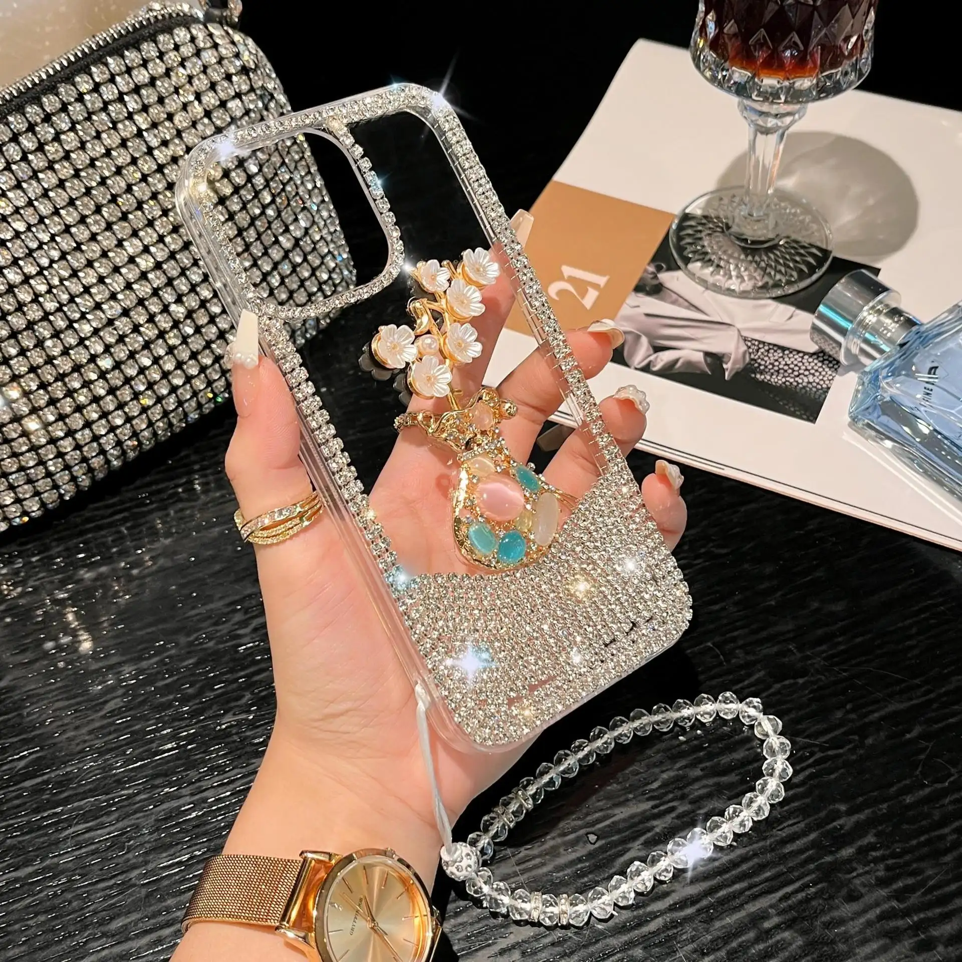 Funda móvil de jarrón de diamantes de imitación de lujo con correa de cuentas de cristal para iPhone 15 14 Samsung S24 S23 A34 A54