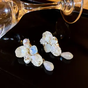 Summer Fashion Jewelry Earrings Wholesale Bulk Personalized Vintage Elegant Bridal Petal Flower Pearl Shell Crystal Stud Earring