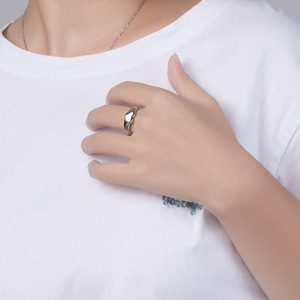 Cross-border best-selling minimalist geometric smooth heart-shaped gold-plated <b>titanium</b> steel <b>ring</b> for women, a unique and niche - Product Image 2